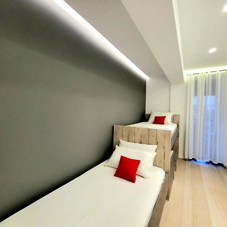 Anis Apartments Sarande Exterior photo
