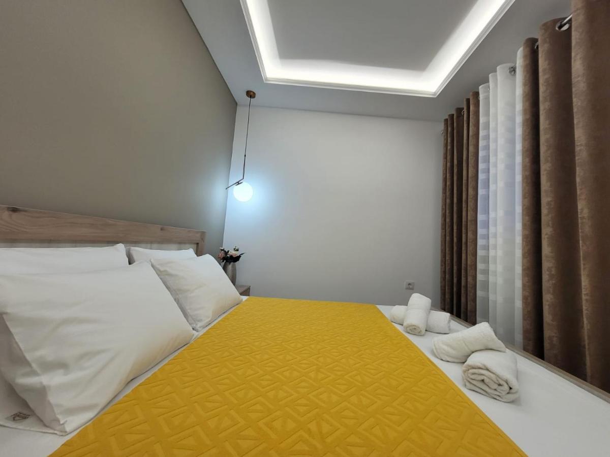 Anis Apartments Sarande Exterior photo